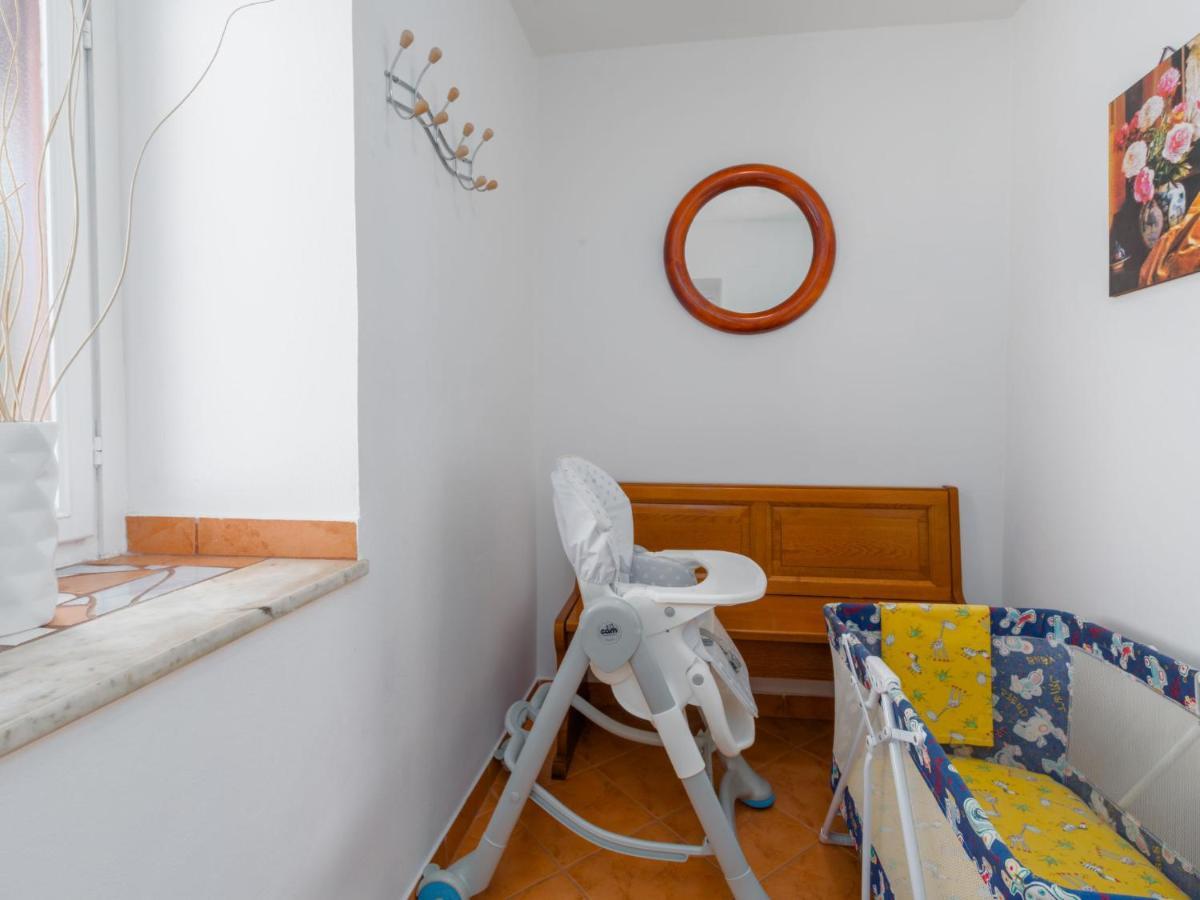 Holiday Home Villa Lucky By Interhome Brtonigla Eksteriør billede