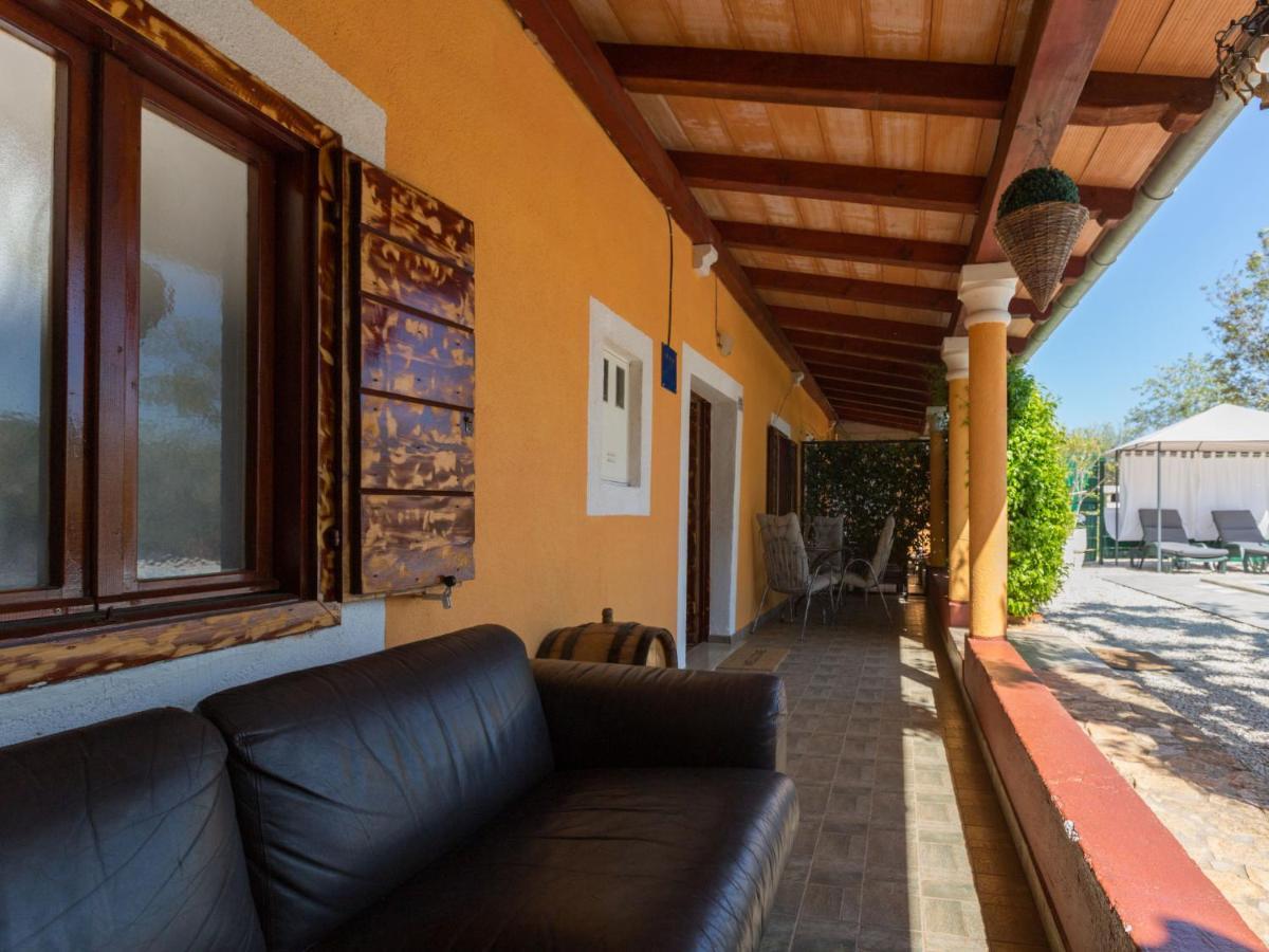 Holiday Home Villa Lucky By Interhome Brtonigla Eksteriør billede